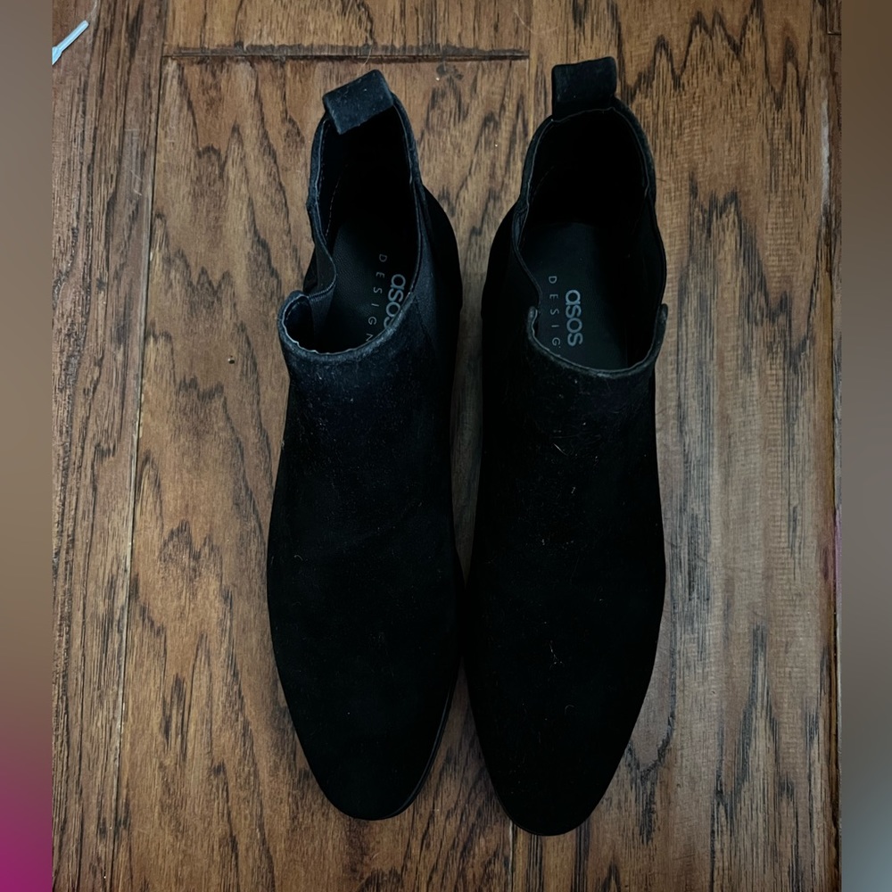 ASOS Design Black Suede Unisex Chealsea Bootie
